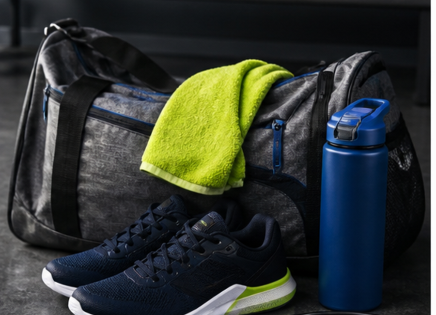 What Belongs in an Everyday Gym Bag